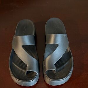 Women’s Crocs Getaway Platform Black Slide Sandals, size 7
